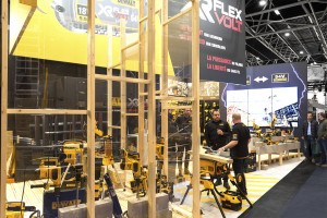 Beurs stand DeWalt - Bouwbeurs 2017 - 2 - 72 dpi